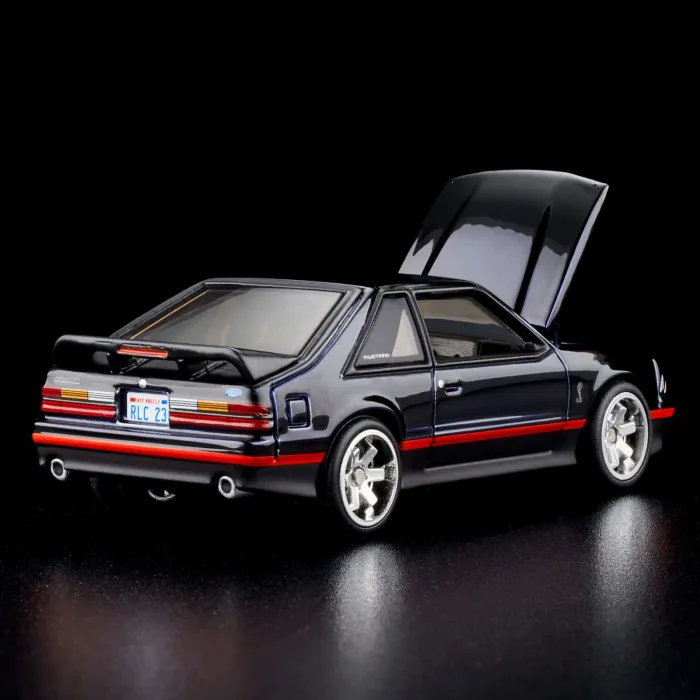 Hot Wheels - 2023 RLC Membership ’93 Ford Cobra R - Image 3
