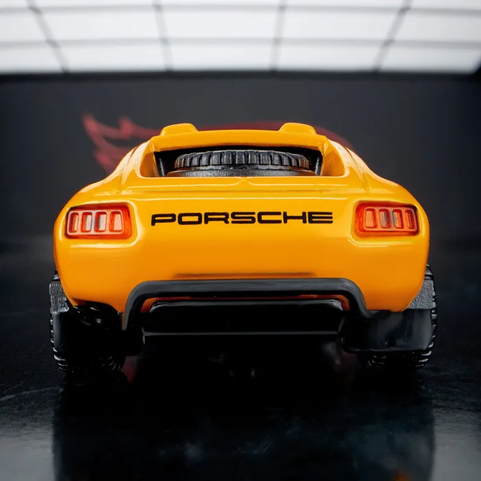 Hot Wheels - Elite 64 Porsche 928 Safari - Image 5