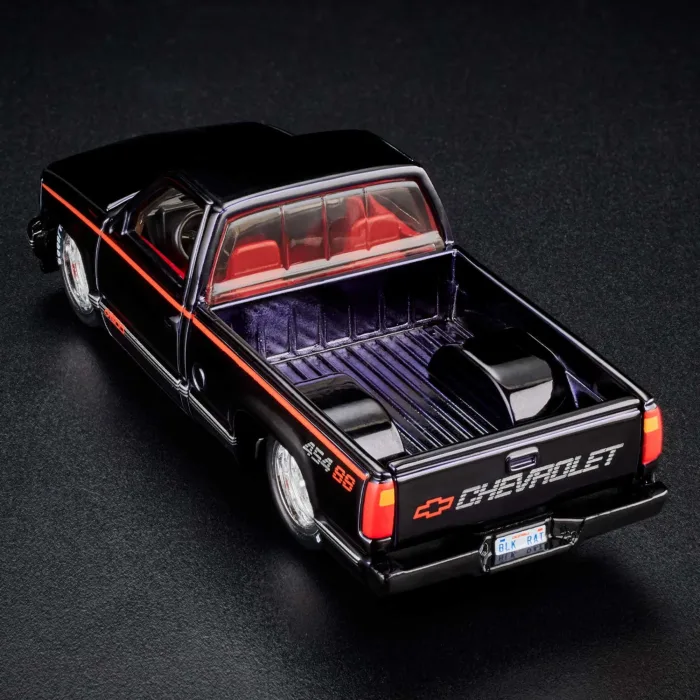Hot Wheels - RLC Exclusive 1990 Chevy 454 SS - Image 5